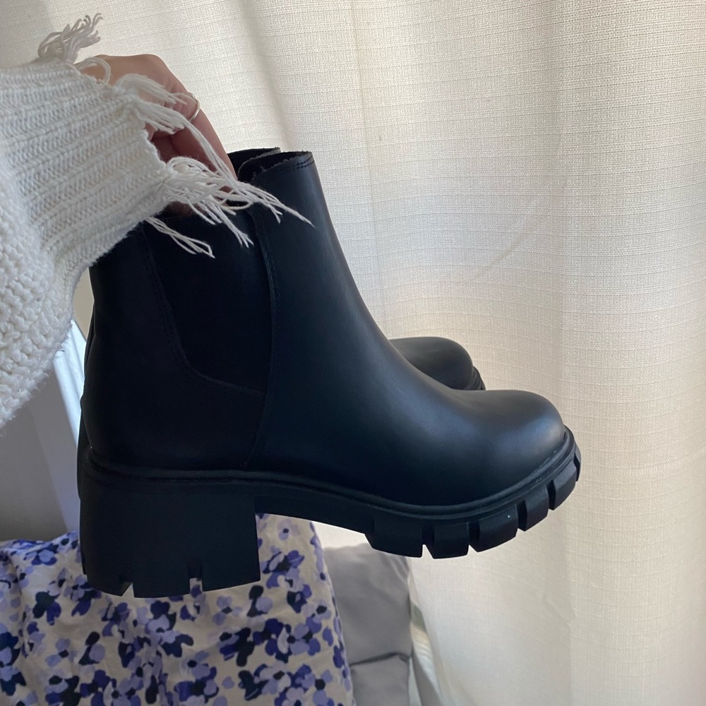 Madden girl platform boots